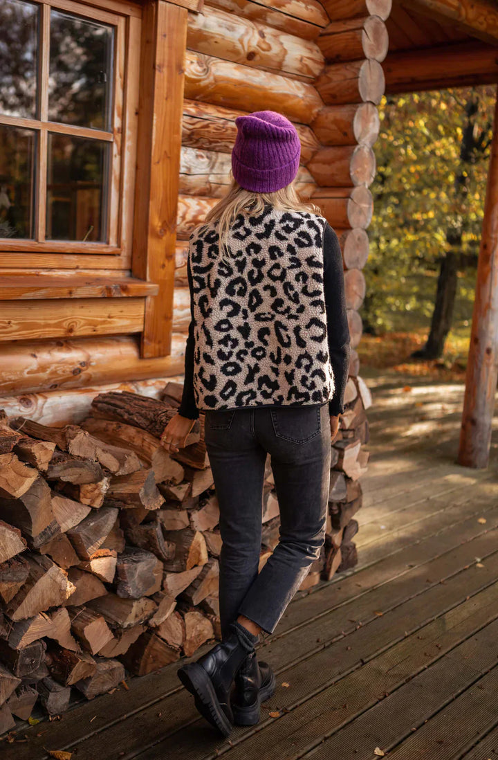 Aurora | Leopard vest