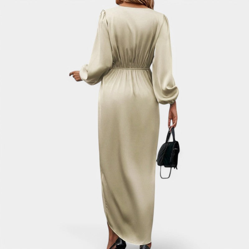 Ingrid™ | Elegant midikjole med V-hals og lange ermer