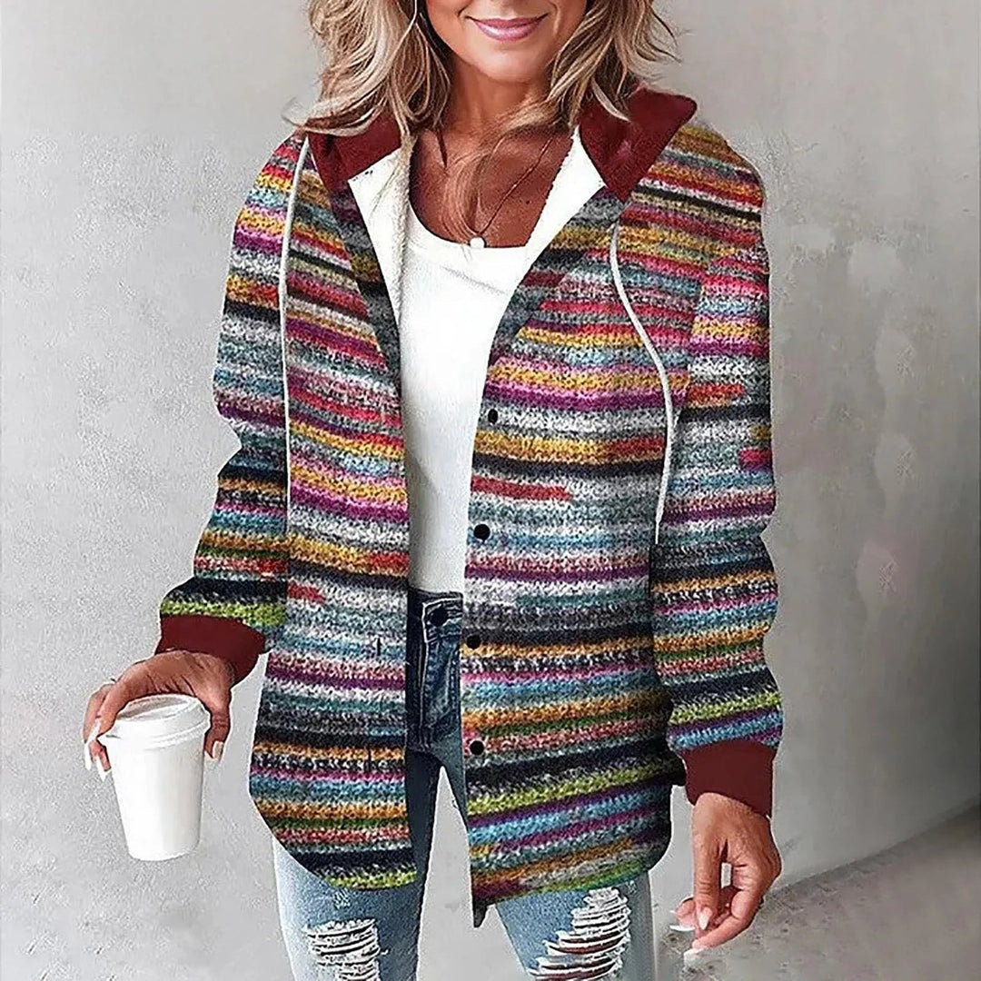 Liv | Tidløs rutete vest for høsten