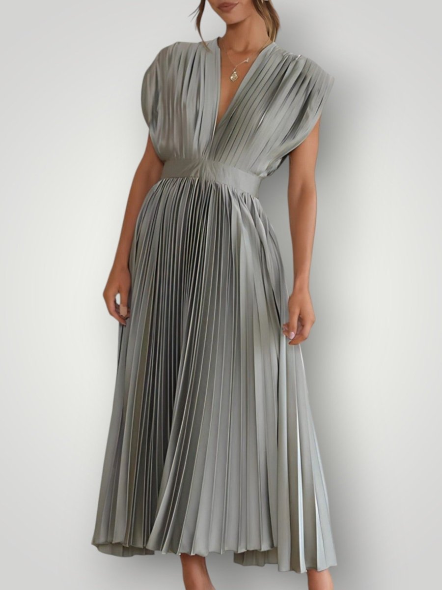 CELESTIA | ELEGANT PLISSEKJOLE - Nordic Boutique & Co.