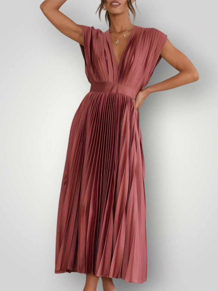 CELESTIA | ELEGANT PLISSEKJOLE - Nordic Boutique & Co.