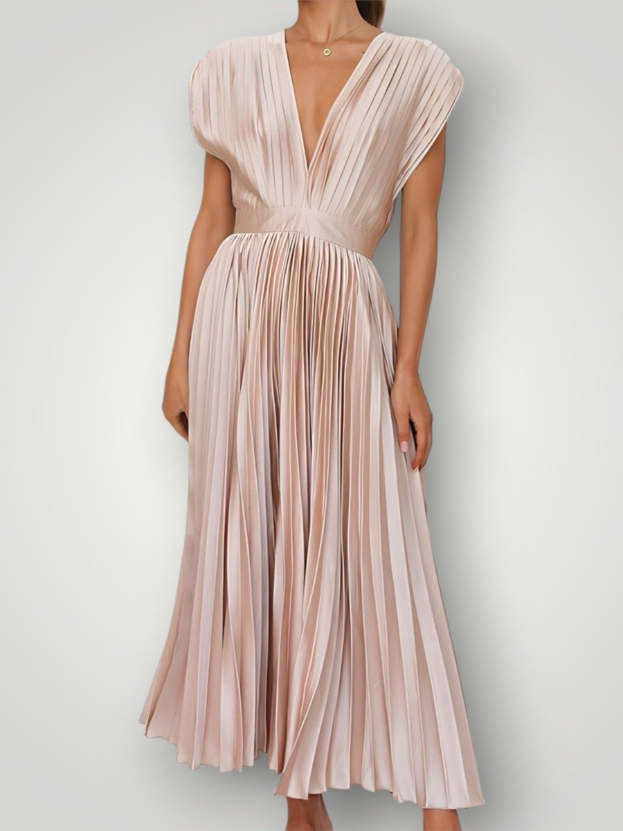CELESTIA | ELEGANT PLISSEKJOLE - Nordic Boutique & Co.