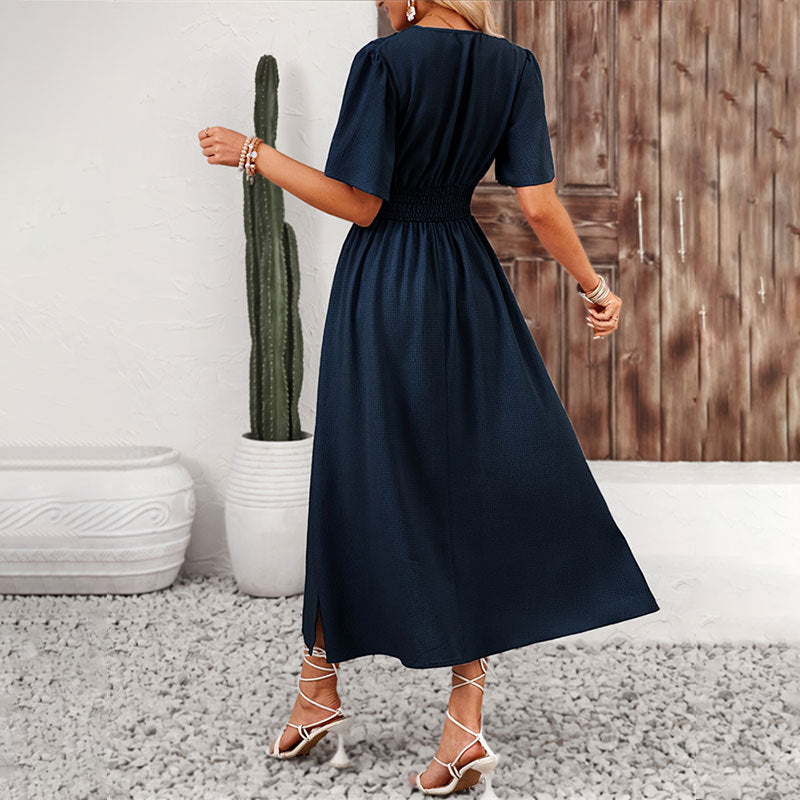 Alva | Elegant maxi-kjole med V-hals og midjebelte