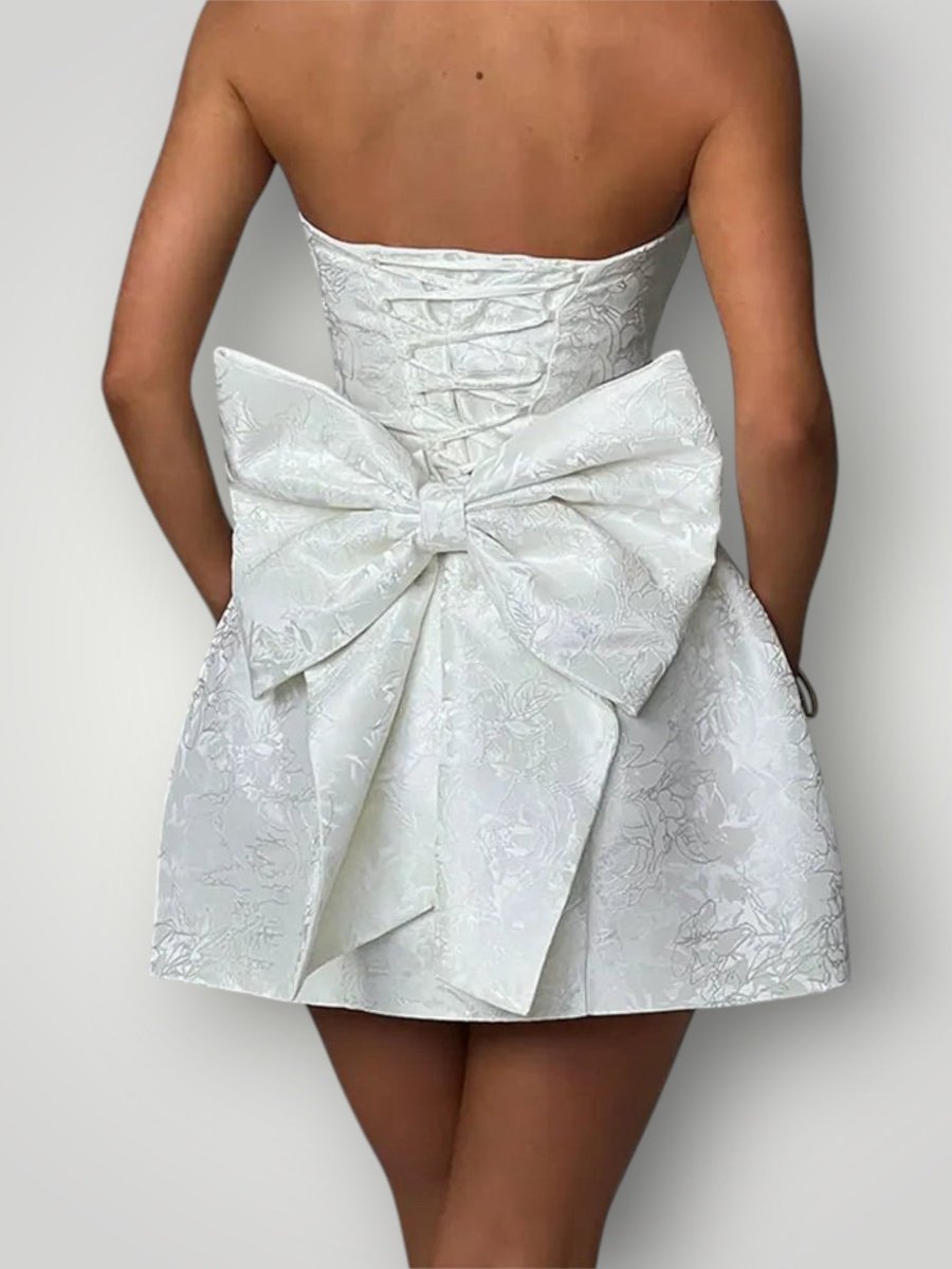 HAILEY | STRAPLESS BUE KJOLE - Nordic Boutique & Co.