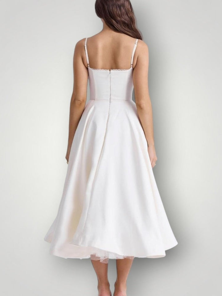 JULIA | STILFULL KJOLE – fra Nordic Boutique & Co. | Nordic Boutique & Co.