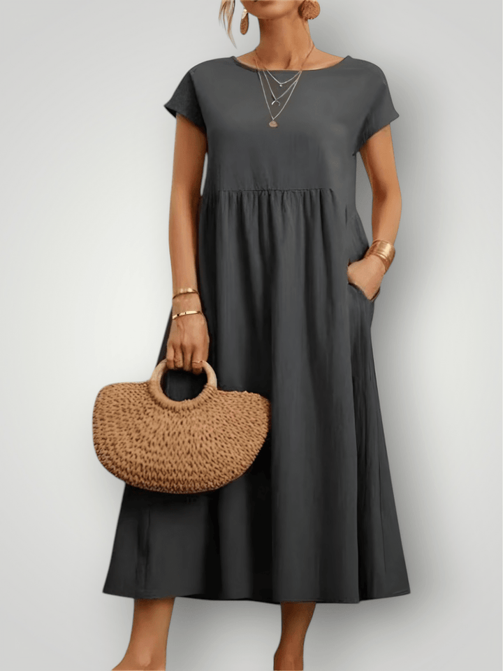 KYLA | STILIG KJOLE - Nordic Boutique & Co.