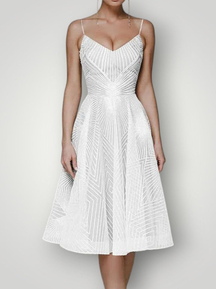 LARA | ÅPEN RYGG ELEGANT KJOLE - Nordic Boutique & Co.