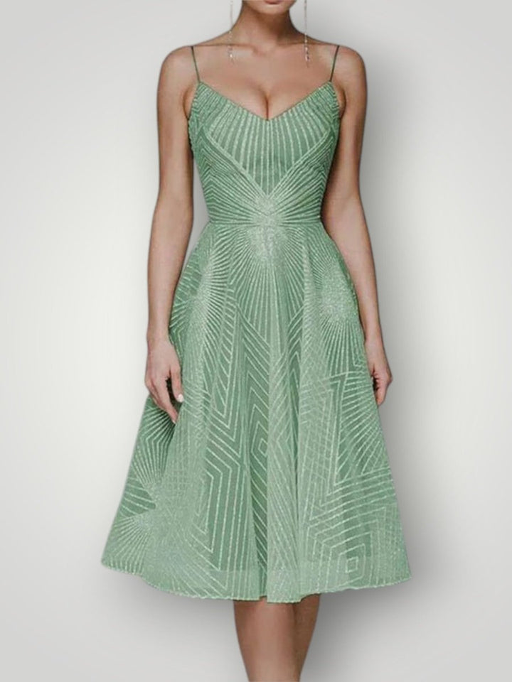 LARA | ÅPEN RYGG ELEGANT KJOLE - Nordic Boutique & Co.
