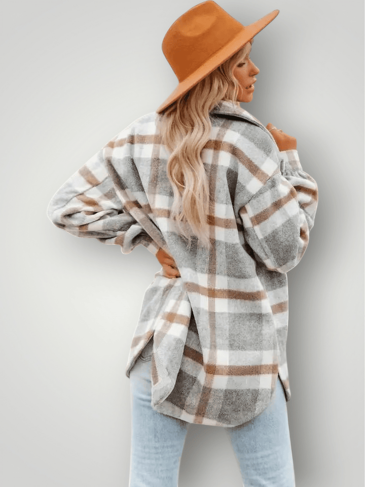 MIA | TRENDY SKJORTE - Nordic Boutique & Co.