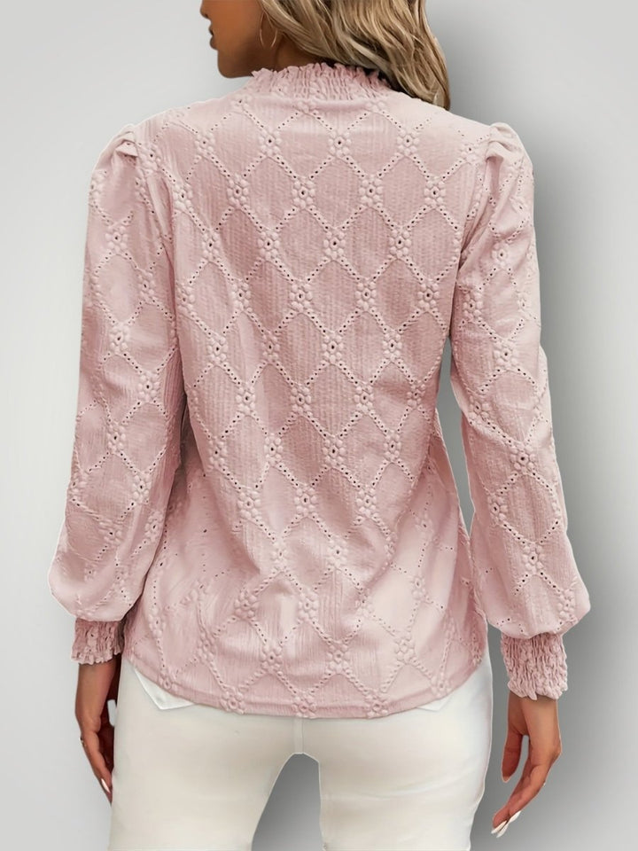 SARA | ELEGANT CHIMNEY BLUSE - Nordic Boutique & Co.
