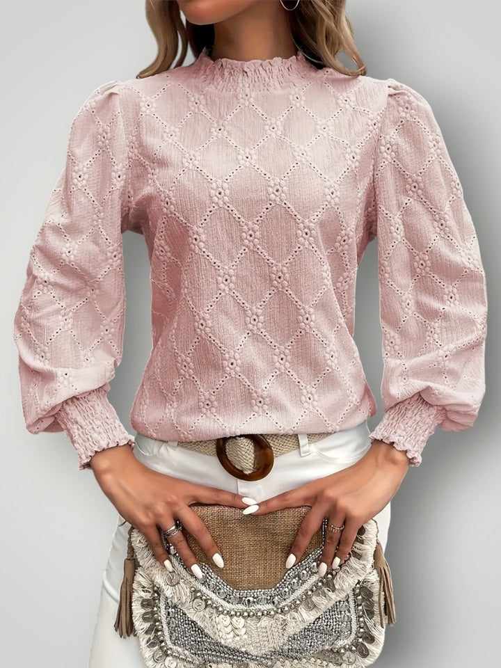 SARA | ELEGANT CHIMNEY BLUSE - Nordic Boutique & Co.