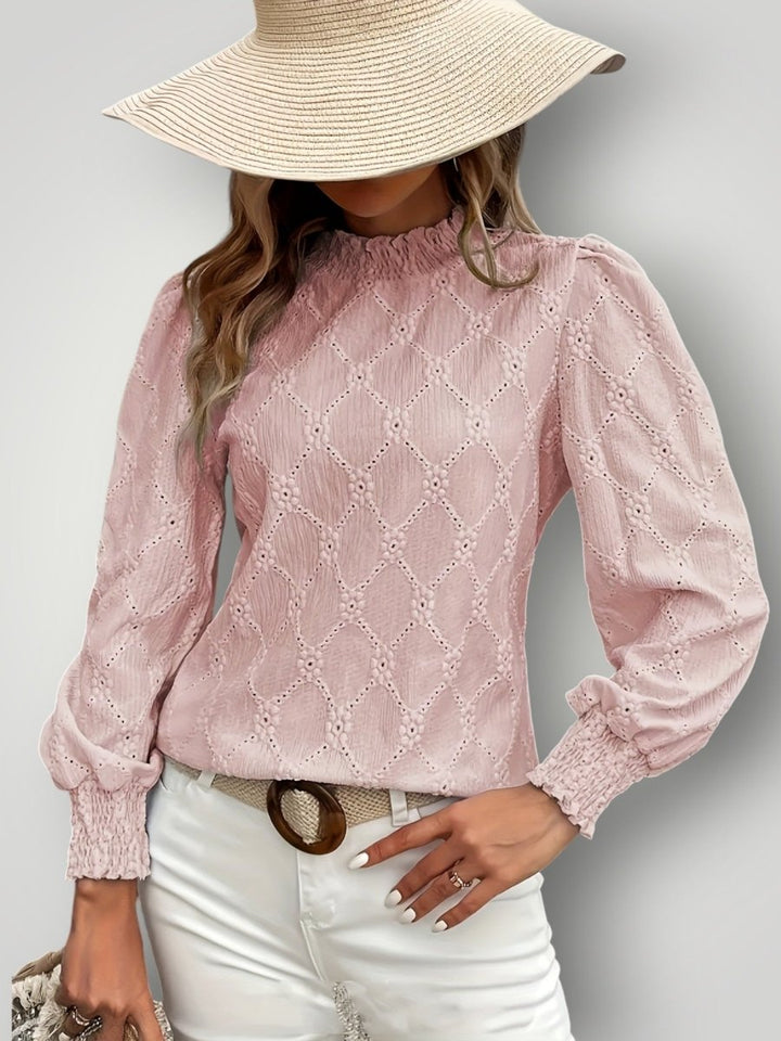 SARA | ELEGANT CHIMNEY BLUSE - Nordic Boutique & Co.