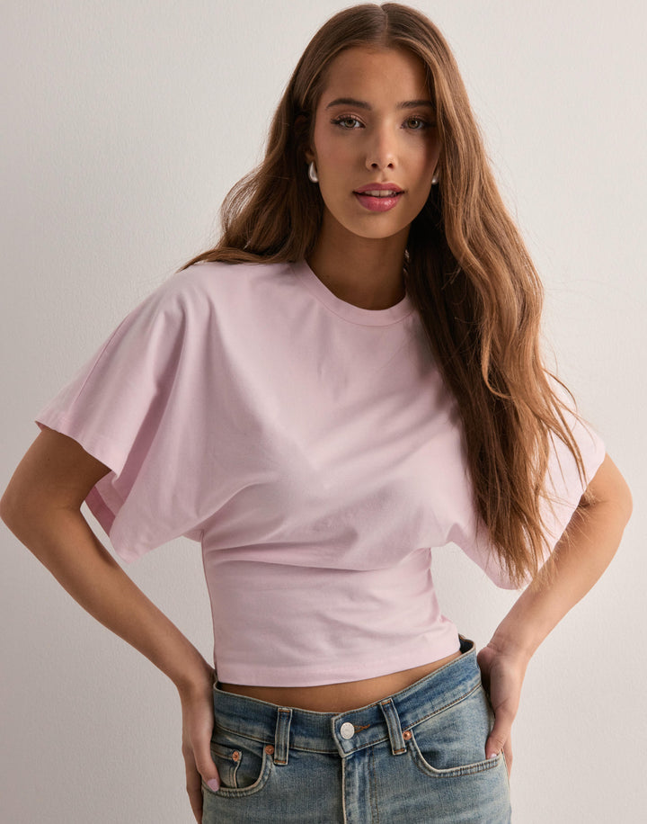 Celina™ – Tettsittende topp med ikonisk preg